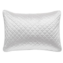 Load image into Gallery viewer, White Quilt Set
